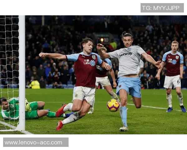 足球明星介绍的写作技巧与范例解析助你轻松掌握撰写要领 足球明星介绍的写作技巧与范例解析助你轻松掌握撰写要领