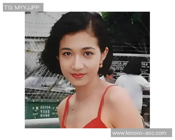 足球明星与糟糠原配的情感纠葛揭示了爱情与名利的真实面貌 足球明星与糟糠原配的情感纠葛揭示了爱情与名利的真实面貌